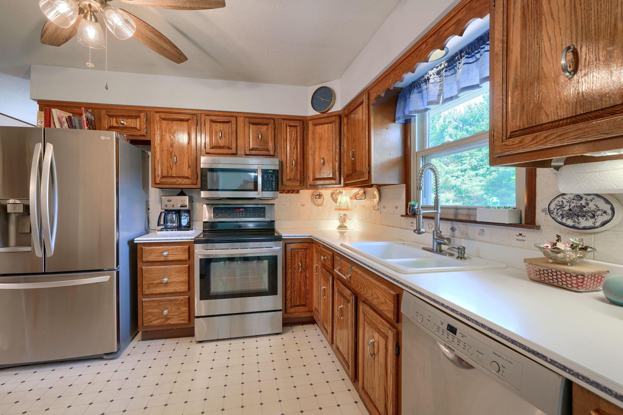 110 Ginder Road Northeast Lancaster, OH 43130 - Photo 23 of 61 110 Ginder Road NE (34)