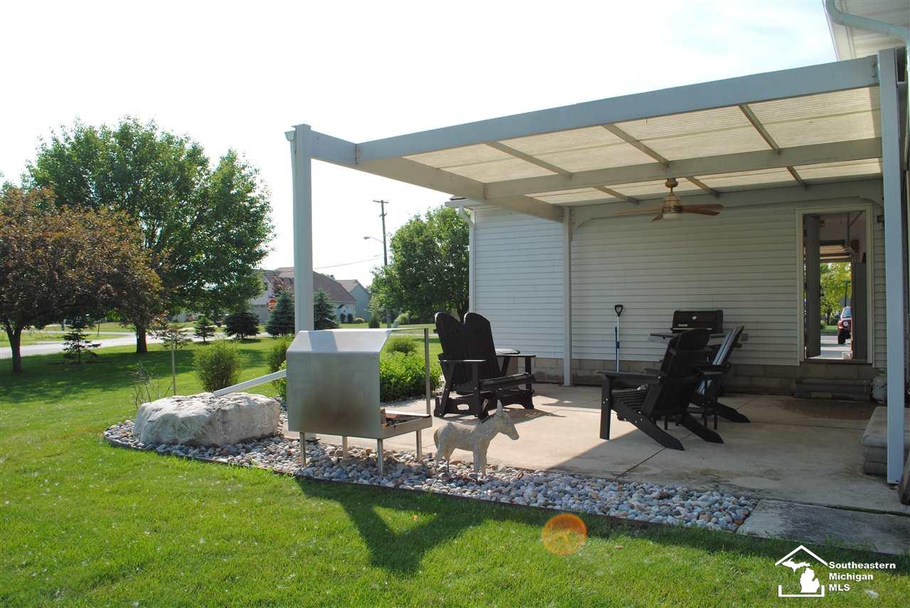 4410 Brest Road Newport, MI 48166 - Photo 36 of 42 31386171-35.JPG