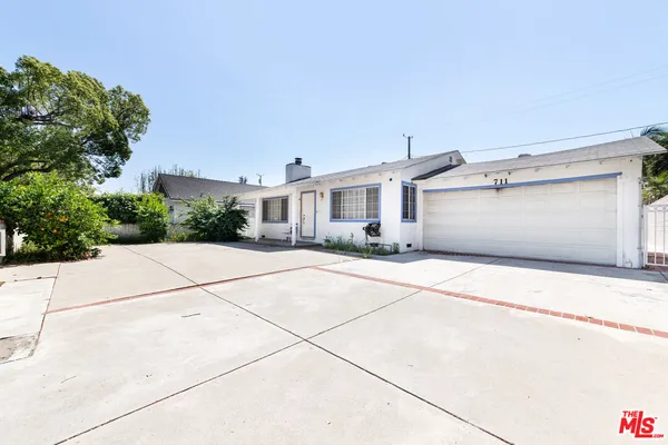 $949,000 | 711 North Priscilla Lane, Burbank, CA 91505