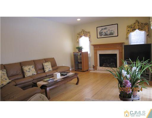613 Perlee Avenue Raritan, NJ 08869 - Photo 13 of 20