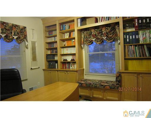 613 Perlee Avenue Raritan, NJ 08869 - Photo 17 of 20