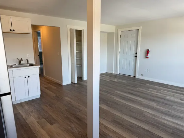 $2,500 | 473 Maple Street, Unit 3, Stowe, VT 05672