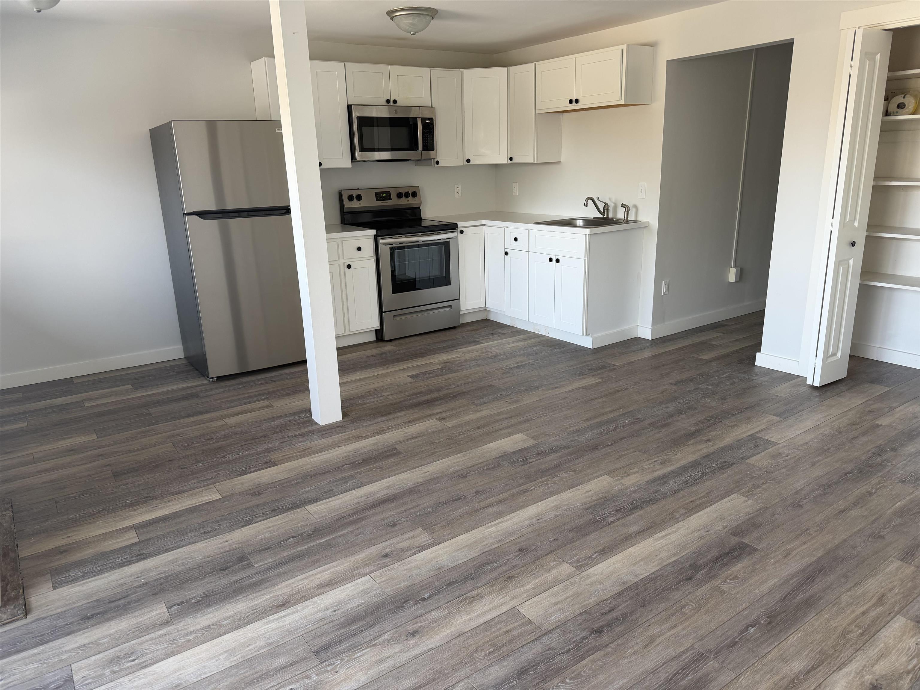 473 Maple Street, Unit 3 Stowe, VT 05672 - Photo 5 of 10