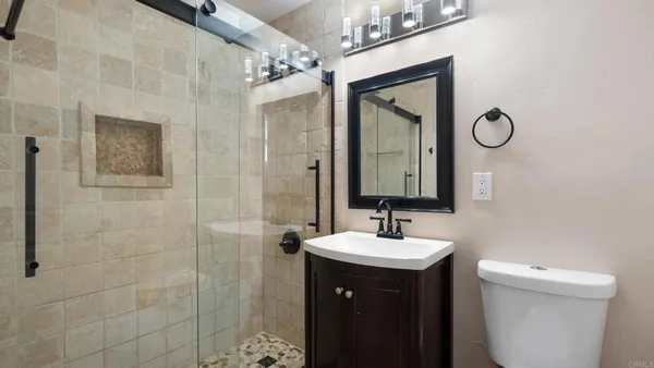 $3,550 | 465 Meadowbrook Drive, San Diego, CA 92114