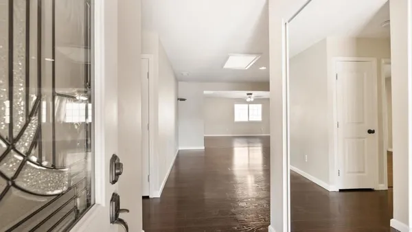 $3,550 | 465 Meadowbrook Drive, San Diego, CA 92114