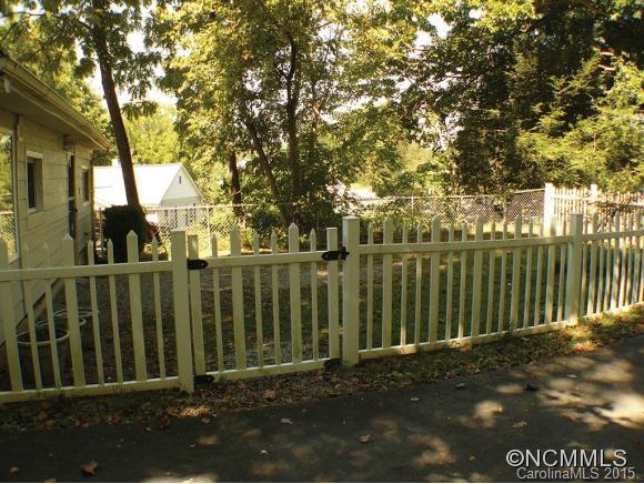164 Highland Road Brevard, NC 28712 - Photo 16 of 17 Gallery Image 16