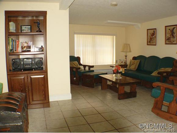 164 Highland Road Brevard, NC 28712 - Photo 4 of 17 Gallery Image 4