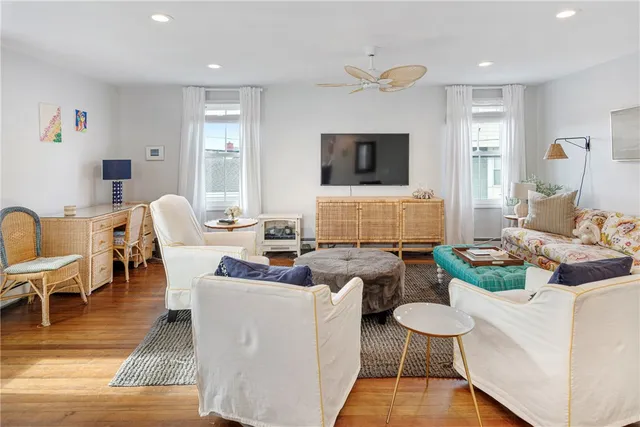 $1,950,000 | 604 Thames Street, Newport, RI 02840