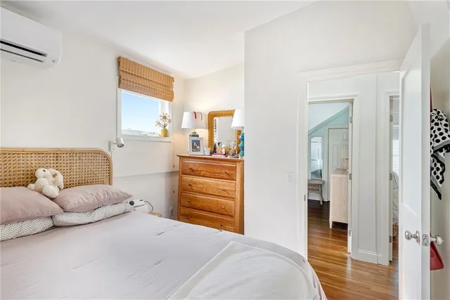 $1,950,000 | 604 Thames Street, Newport, RI 02840