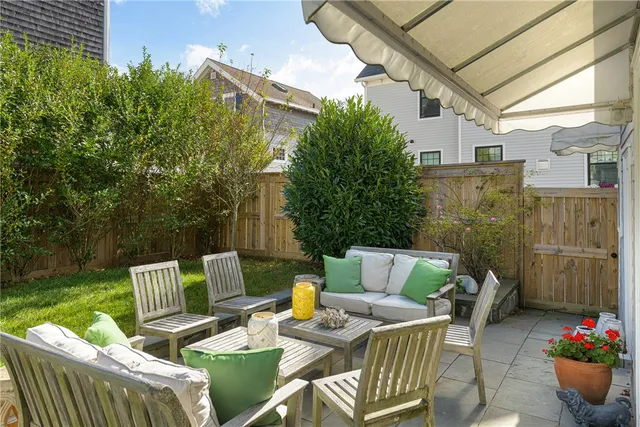 $1,950,000 | 604 Thames Street, Newport, RI 02840