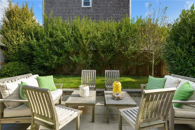 $1,950,000 | 604 Thames Street, Newport, RI 02840
