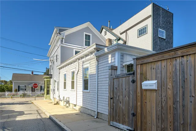 $1,950,000 | 604 Thames Street, Newport, RI 02840
