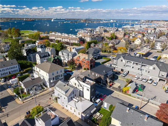 $1,950,000 | 604 Thames Street, Newport, RI 02840