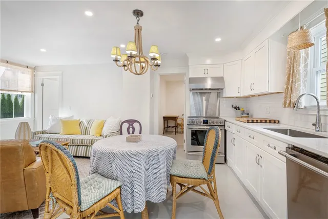 $1,950,000 | 604 Thames Street, Newport, RI 02840