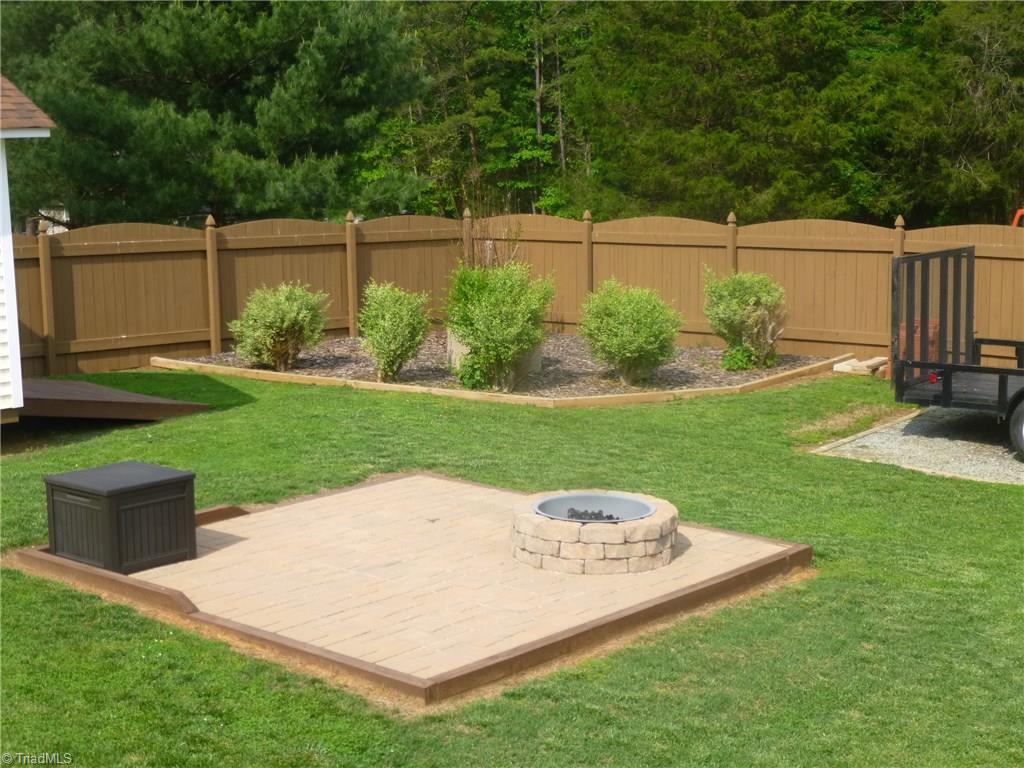6035 Holder Road Clemmons, NC 27012 - Photo 3 of 19 Gallery Image 3