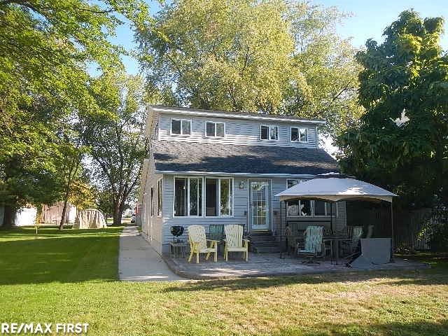 5275 Pointe Tremble Road Algonac, MI 48001 - Photo 16 of 42 31303602-15.JPG