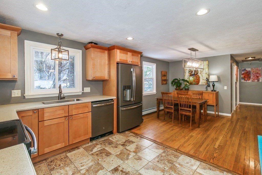 18 Edson Avenue Rutland, MA 01543 - Photo 8 of 34