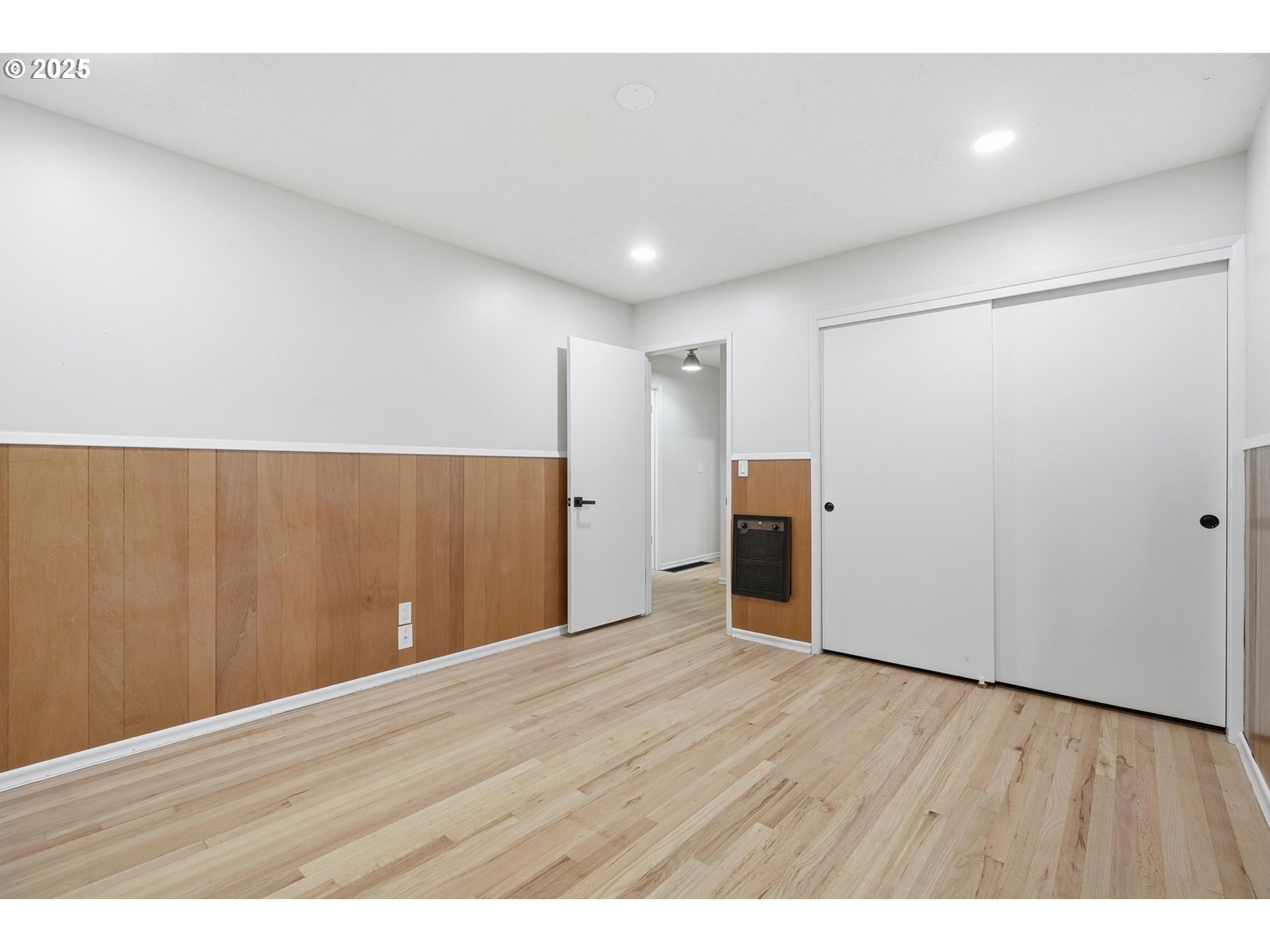 5555 Southwest Dover Court Portland, OR 97225 - Photo 21 of 38