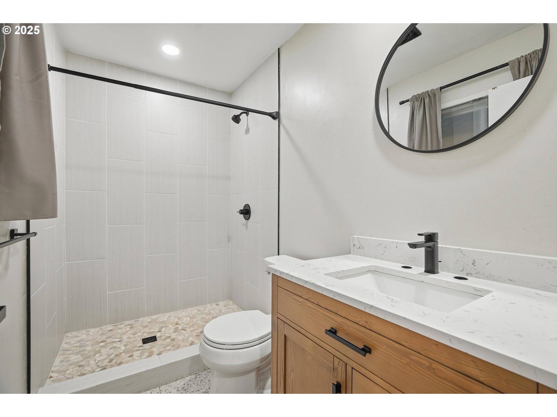 5555 Southwest Dover Court Portland, OR 97225 - Photo 25 of 38