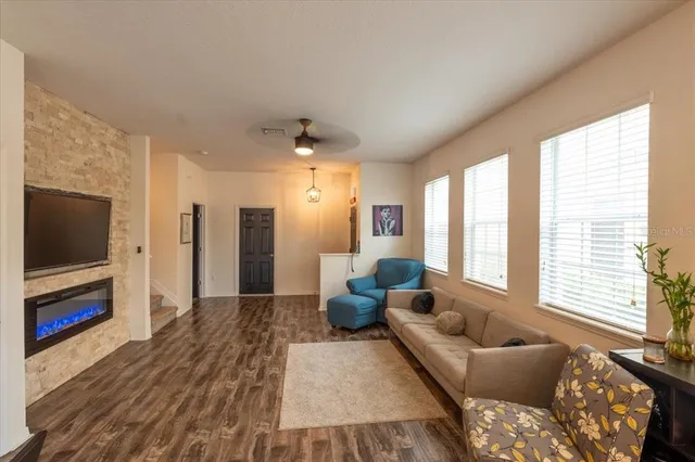 $284,900 | 9117 Moonlit Meadows Loop, Riverview, FL 33578