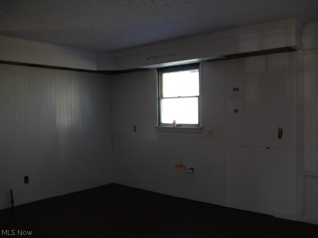 2102 Thomas Hubbard Road Hubbard, OH 44425 - Photo 9 of 15 Gallery Image 9