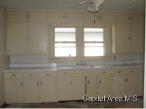2581 East Main Street Decatur, IL 62521 - Photo 3 of 6 Gallery Image 3