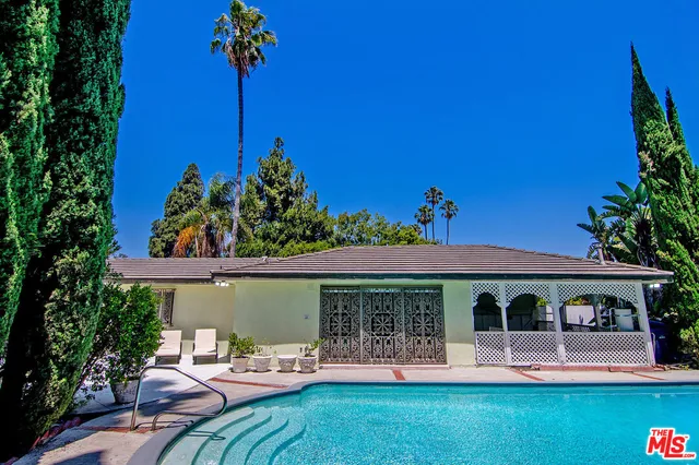 $9,800 | 180 North Highland Avenue, Los Angeles, CA 90036