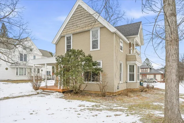 $288,888 | 102 North 4th Street, River Falls, WI 54022