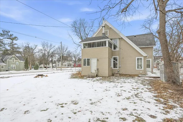 $288,888 | 102 North 4th Street, River Falls, WI 54022