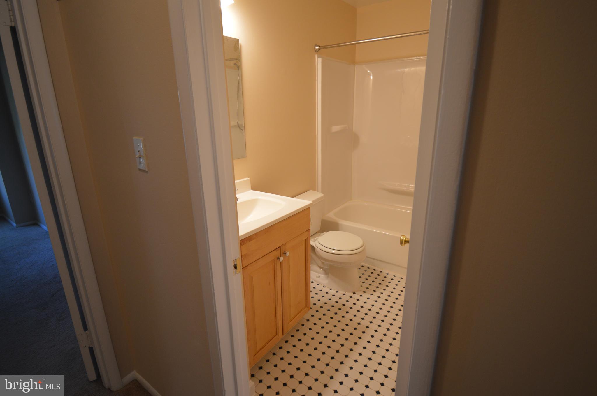 1615 Riedel Road Crofton, MD 21114 - Photo 12 of 37 Hall Full Bath