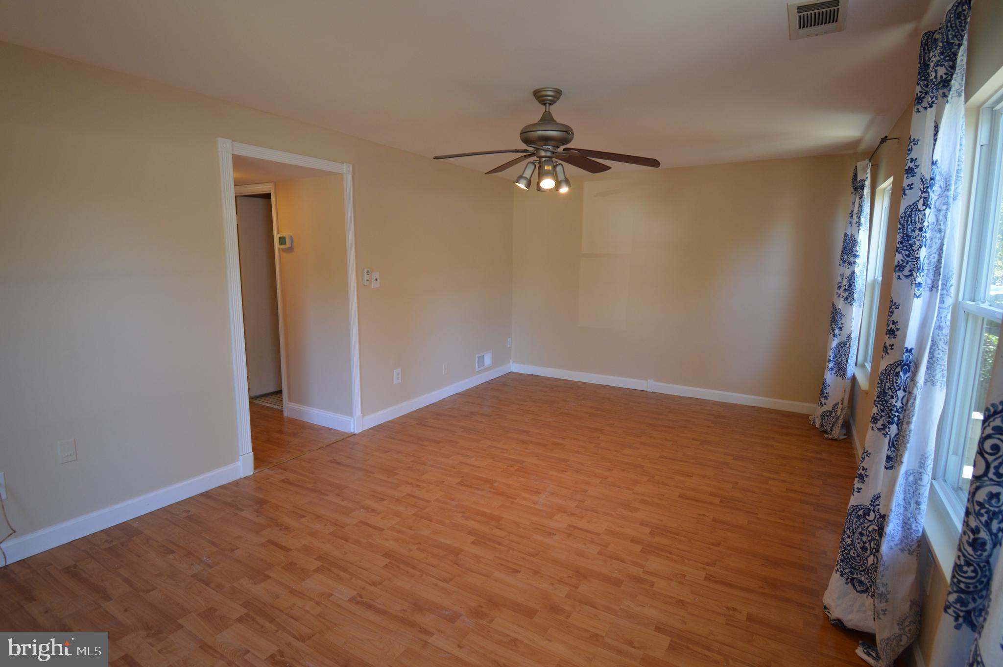 1615 Riedel Road Crofton, MD 21114 - Photo 8 of 37 Family Room/ Living Room