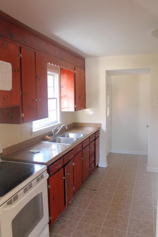 4932 Rowe Ridge Road Northwest Roanoke, VA 24017 - Photo 3 of 11 009