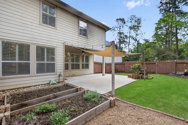 $349,000 | 154 West Burberry Circle, The Woodlands, TX 77384