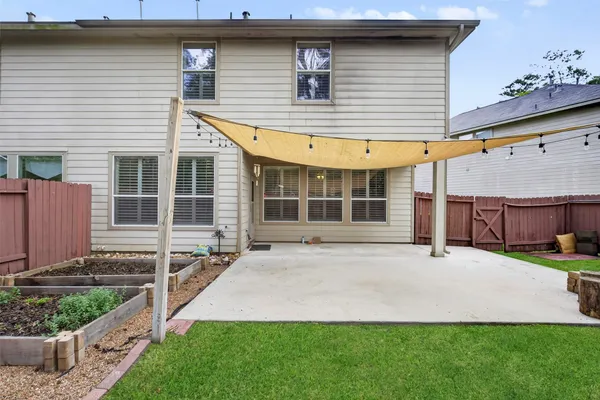 $359,000 | 154 West Burberry Circle, The Woodlands, TX 77384
