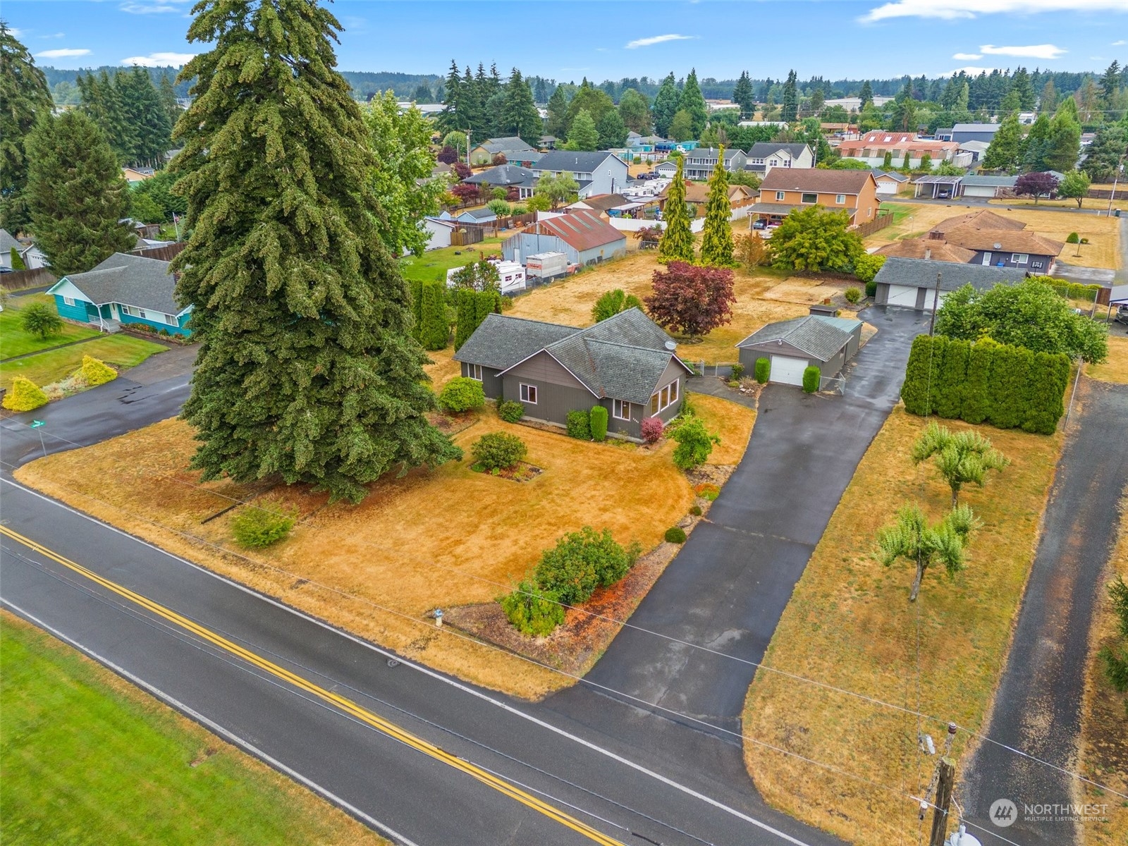 3209 Russell Road Centralia, WA 98531 - Photo 1 of 33 Gallery Image 1