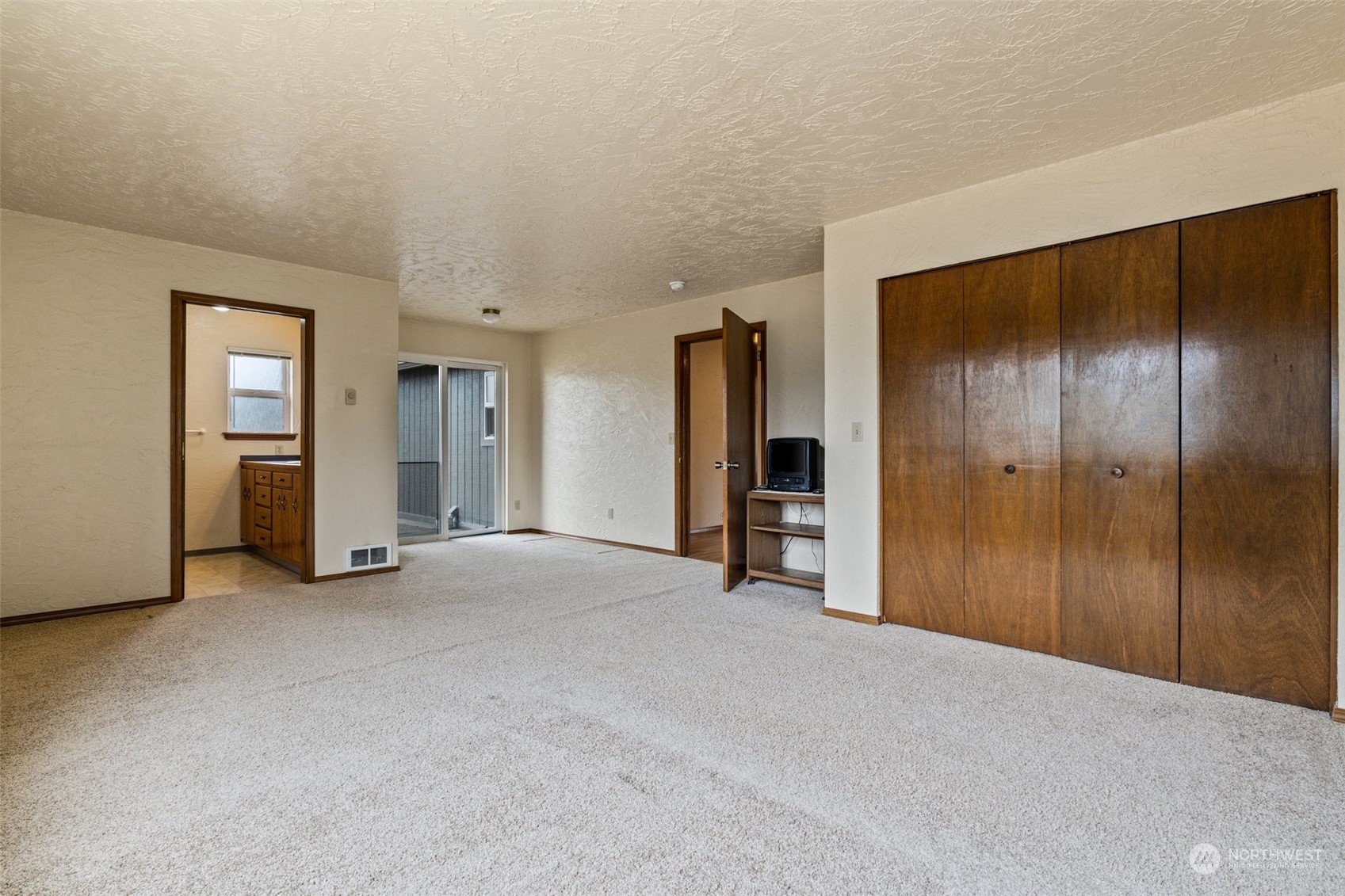 3209 Russell Road Centralia, WA 98531 - Photo 30 of 33 Gallery Image 30