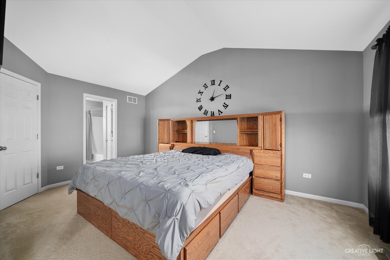 2640 Pecos Circle Montgomery, IL 60538 - Photo 14 of 31 a bedroom with a bed and dresser