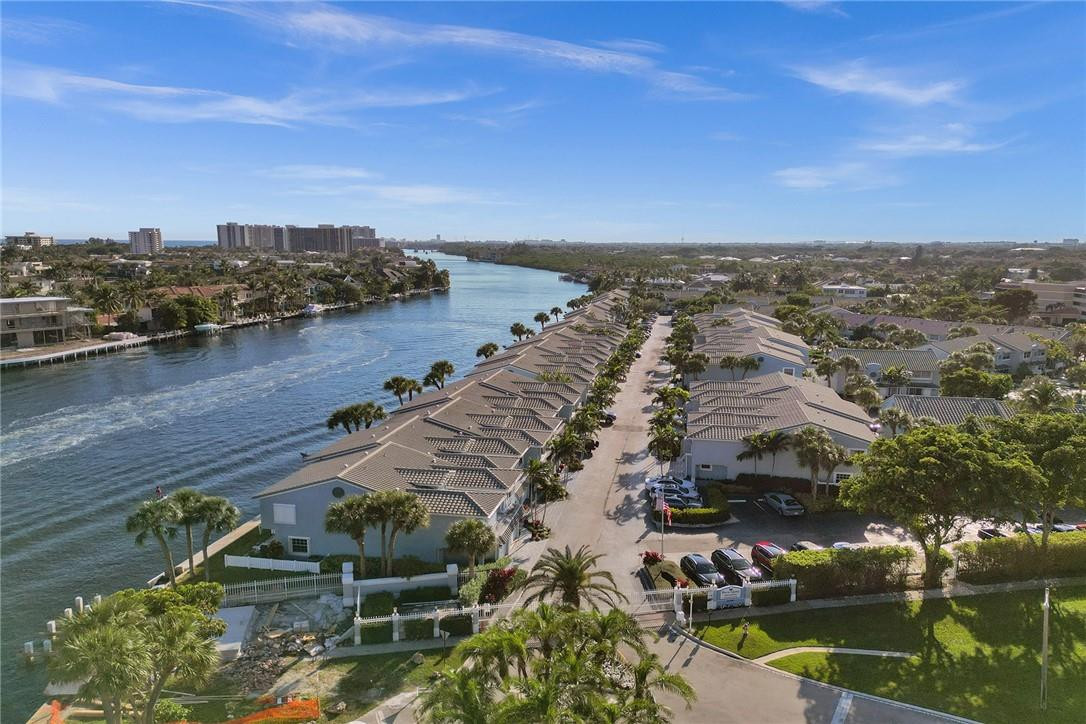 876 Jeffery Street Boca Raton, FL 33487 - Photo 3 of 52 Photo 3