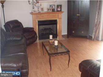 102 Freedom Road Sewell, NJ 08080 - Photo 3 of 12 Family Room