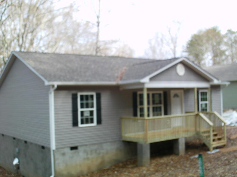 2232 Roundtree Road Knoxville, TN 37923 - Photo 2 of 3 2