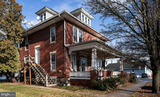 $1,400 | 433 East Main Street, Unit 2, Palmyra, PA 17078