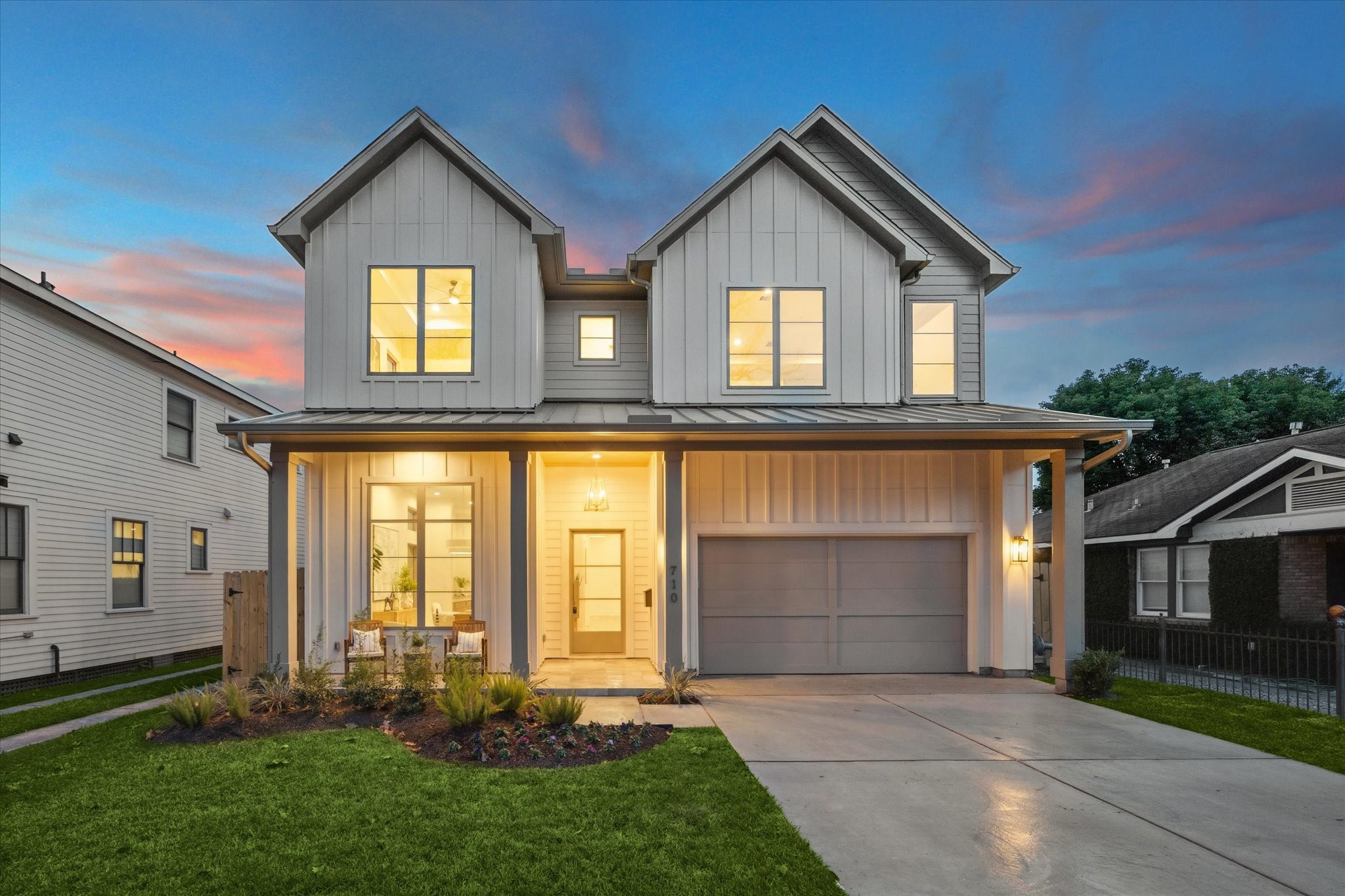 710 East 18th Street Houston, TX 77008 - Photo 39 of 41 Stunning new construction featuring 4 bedrooms and 4.5 baths with a flexible floorplan and incredible natural light throughout.