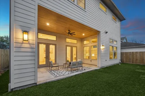 $1,669,900 | 710 East 18th Street, Houston, TX 77008