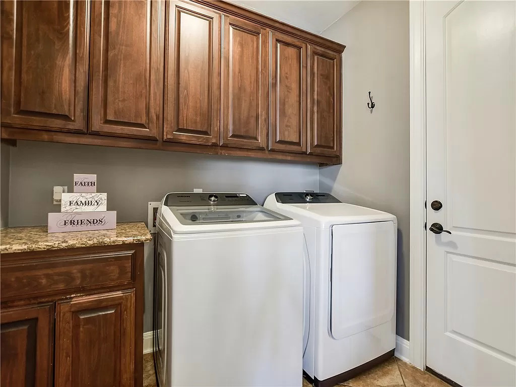 11109 Muddler Cove Austin, TX 78733 - Photo 10 of 15