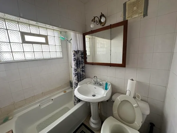 $100,000 | 2928 Marshalltown Drive, Gary, IN 46407