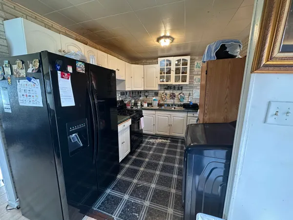 $100,000 | 2928 Marshalltown Drive, Gary, IN 46407