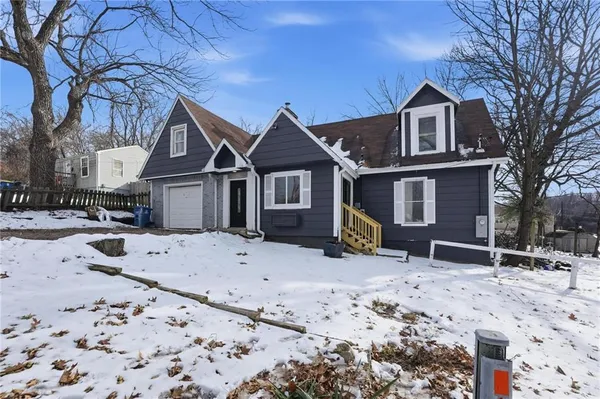 $239,900 | 12007 Alberta Avenue, Sugar Creek, MO 64054