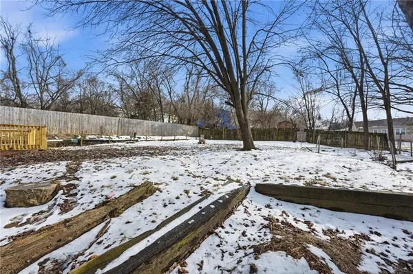 $239,900 | 12007 Alberta Avenue, Sugar Creek, MO 64054