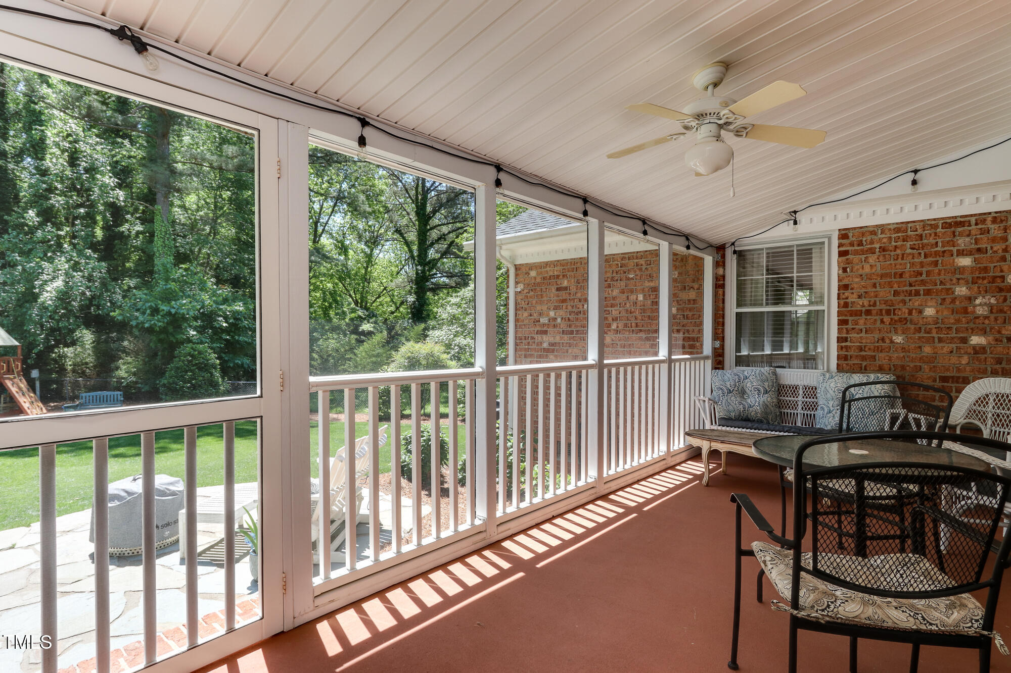 1206 Ivy Lane Raleigh, NC 27609 - Photo 29 of 36 Ivy_1206-29