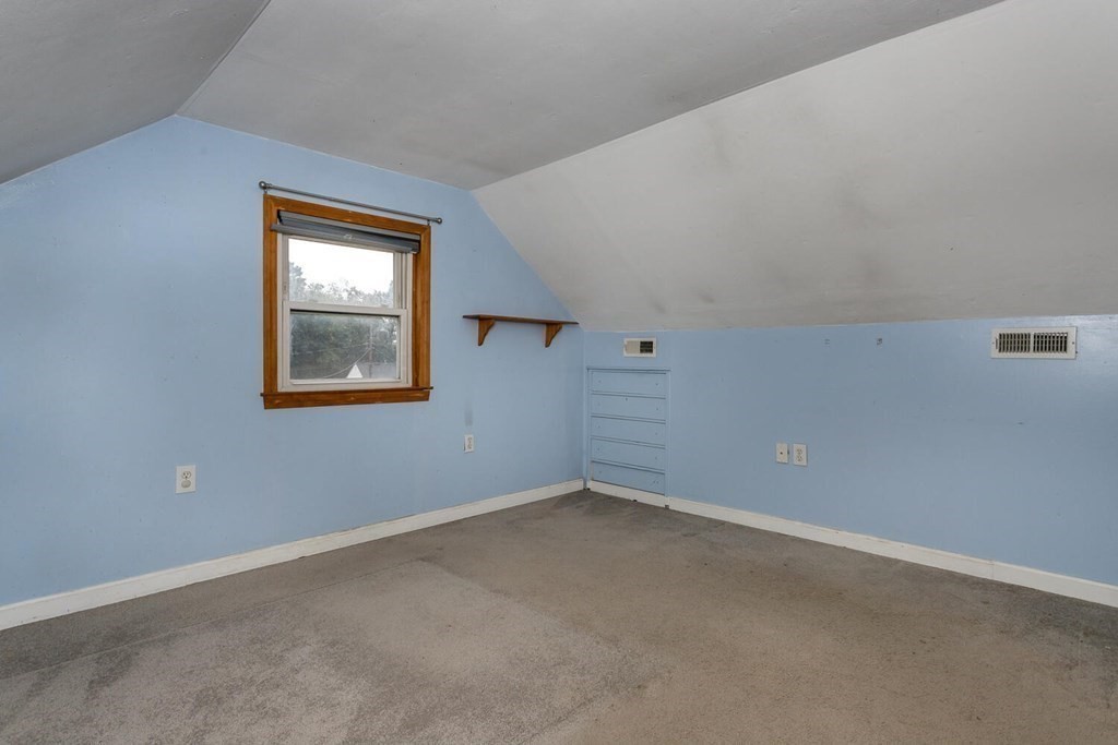 11 Gloria Road Randolph, MA 02368 - Photo 17 of 29 Gallery Image 17